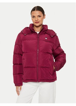 Tommy Jeans Kurtka puchowa Alaska DW0DW18610 Bordowy Regular Fit ze sklepu MODIVO w kategorii Kurtki damskie - zdjęcie 181182083