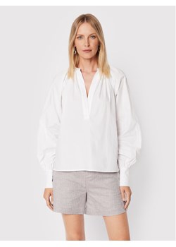 Custommade Bluzka Dasha 999369242 Biały Relaxed Fit ze sklepu MODIVO w kategorii Bluzki damskie - zdjęcie 181182391