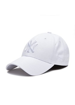 New Era Czapka z daszkiem 80524868 Biały ze sklepu MODIVO w kategorii Czapki z daszkiem męskie - zdjęcie 181182674