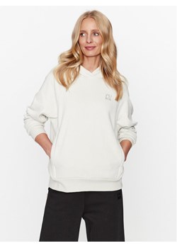 Puma Bluza Infuse 621444 Écru Relaxed Fit ze sklepu MODIVO w kategorii Bluzy damskie - zdjęcie 181183042