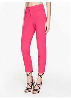 Pinko Spodnie materiałowe 100152 A0HM Różowy Slim Fit ze sklepu MODIVO w kategorii Spodnie damskie - zdjęcie 181183702