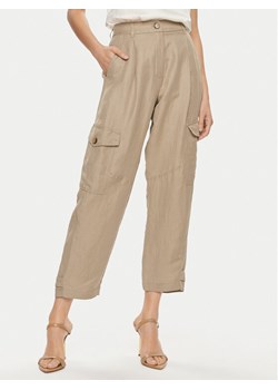 Marella Spodnie materiałowe Giada 2413131045 Beżowy Relaxed Fit ze sklepu MODIVO w kategorii Spodnie damskie - zdjęcie 181184660
