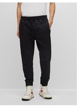 Boss Spodnie dresowe 50495288 Czarny Relaxed Fit ze sklepu MODIVO w kategorii Spodnie męskie - zdjęcie 181185164