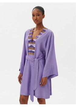 LOLA CASADEMUNT Sukienka letnia LS2516035 Fioletowy Regular Fit - id: 0000305491039 - marki Lola Casademunt - 181186674 LOLA CASADEMUNT Sukienka letnia LS2516035 Fioletowy Regular Fit ze sklepu MODIVO w kategorii Sukienki - zdjęcie 181186674