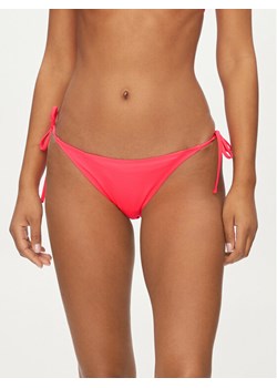 Guess Dół od bikini E4GO00 MC044 Różowy ze sklepu MODIVO w kategorii Stroje kąpielowe - zdjęcie 181186794