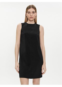 Calvin Klein Sukienka codzienna K20K207257 Czarny Slim Fit ze sklepu MODIVO w kategorii Sukienki - zdjęcie 181187110