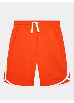 United Colors Of Benetton Szorty sportowe 3BL0C901R Czerwony Regular Fit ze sklepu MODIVO w kategorii Spodenki chłopięce - zdjęcie 181187590