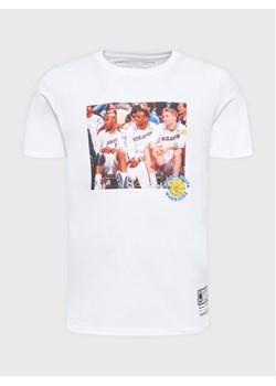 Mitchell & Ness T-Shirt BMTRINTL1058 Biały Regular Fit ze sklepu MODIVO w kategorii T-shirty męskie - zdjęcie 181189240