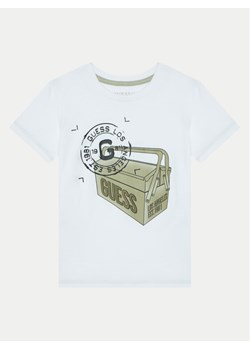 Guess T-Shirt N5RI27 K8HM4 Biały Regular Fit ze sklepu MODIVO w kategorii T-shirty chłopięce - zdjęcie 181190351