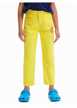 Desigual Jeansy 23SGDD03 Żółty Regular Fit ze sklepu MODIVO w kategorii Spodnie chłopięce - zdjęcie 181191922