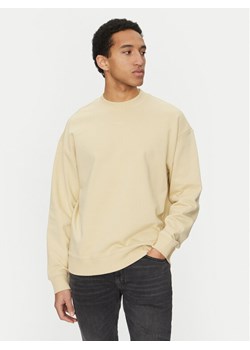 HUGO Bluza Dapocrew 50525892 Beżowy Relaxed Fit ze sklepu MODIVO w kategorii Bluzy męskie - zdjęcie 181192383