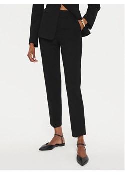 Marella Spodnie materiałowe Gemma 2423786054 Czarny Slim Fit ze sklepu MODIVO w kategorii Spodnie damskie - zdjęcie 181192421