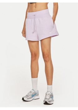 Nike Szorty sportowe FD1409 Fioletowy Relaxed Fit ze sklepu MODIVO w kategorii Szorty - zdjęcie 181192520
