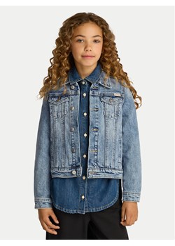 Calvin Klein Jeans Kurtka jeansowa IG0IG02721 Niebieski Regular Fit ze sklepu MODIVO w kategorii Kurtki dziewczęce - zdjęcie 181192584