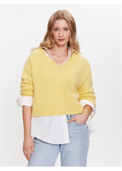 American Vintage Sweter East EAST18HH23 Żółty Relaxed Fit ze sklepu MODIVO w kategorii Swetry damskie - zdjęcie 181192773