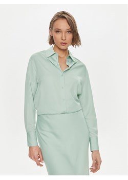 Calvin Klein Koszula K20K206777 Zielony Relaxed Fit ze sklepu MODIVO w kategorii Koszule damskie - zdjęcie 181194014