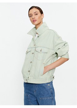 Levi's® Kurtka jeansowa 90's A1743-0025 Zielony Relaxed Fit ze sklepu MODIVO w kategorii Kurtki damskie - zdjęcie 181196950