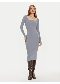 Guess Sukienka codzienna W4BK99 Z3I22 Niebieski Regular Fit ze sklepu MODIVO w kategorii Sukienki - zdjęcie 181198303