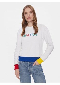 United Colors Of Benetton Bluza 3J68D1069 Biały Regular Fit ze sklepu MODIVO w kategorii Bluzy damskie - zdjęcie 181198582
