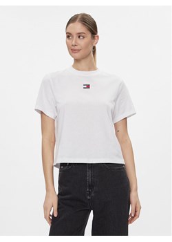 Tommy Jeans T-Shirt Badge DW0DW17391 Biały Boxy Fit ze sklepu MODIVO w kategorii Bluzki damskie - zdjęcie 181198612
