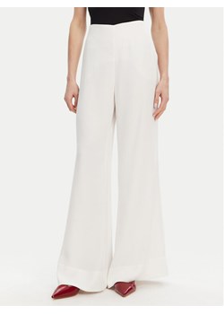 ACCESS FASHION Spodnie palazzo 53-5136-117 Biały Regular Fit ze sklepu MODIVO w kategorii Spodnie damskie - zdjęcie 181198662