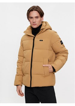 Calvin Klein Kurtka zimowa Crinkle K10K110336 Khaki Regular Fit ze sklepu MODIVO w kategorii Kurtki męskie - zdjęcie 181199132