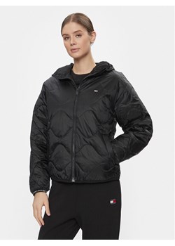 Tommy Jeans Kurtka przejściowa DW0DW17242 Czarny Regular Fit ze sklepu MODIVO w kategorii Kurtki damskie - zdjęcie 181199141