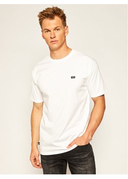 Vans T-Shirt Mn Off The Wall Cl VN0A49R7 Biały Regular Fit ze sklepu MODIVO w kategorii T-shirty męskie - zdjęcie 181199271