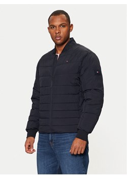 Tommy Hilfiger Kurtka bomber MW0MW37640 Granatowy Regular Fit ze sklepu MODIVO w kategorii Kurtki męskie - zdjęcie 181201834