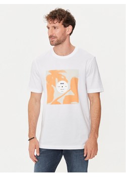 Boss T-Shirt Tiburt 388 50512132 Biały Regular Fit ze sklepu MODIVO w kategorii T-shirty męskie - zdjęcie 181202172
