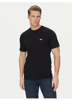 Vans T-Shirt Left Chest Logo VN0A3CZEY281 Czarny Classic Fit ze sklepu MODIVO w kategorii T-shirty męskie - zdjęcie 181202742
