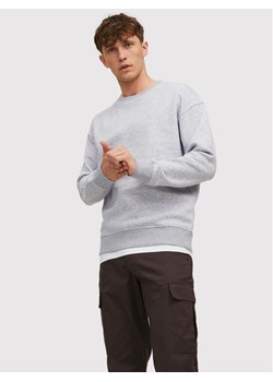 Jack&Jones Bluza Star 12208182 Szary Regular Fit ze sklepu MODIVO w kategorii Bluzy męskie - zdjęcie 181203703