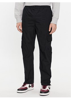 Brave Soul Spodnie materiałowe MTR-BRETBLACK Czarny Regular Fit ze sklepu MODIVO w kategorii Spodnie męskie - zdjęcie 181203854