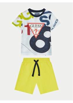 Guess Komplet dziecięcy I5RG08 K8HM4 Kolorowy Regular Fit ze sklepu MODIVO w kategorii Komplety niemowlęce - zdjęcie 181204432