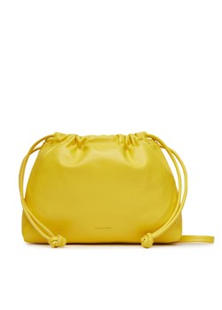 Calvin Klein Jeans Torebka Drawstring Crossbody26 LV04K3060G Zielony ze sklepu MODIVO w kategorii Torebki worki - zdjęcie 181204871