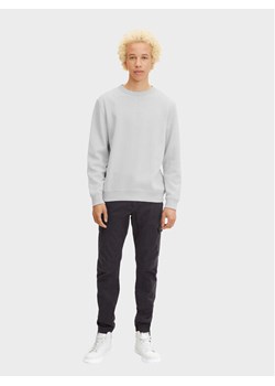 Tom Tailor Denim Spodnie materiałowe 1032860 Szary Slim Fit ze sklepu MODIVO w kategorii Spodnie męskie - zdjęcie 181205580