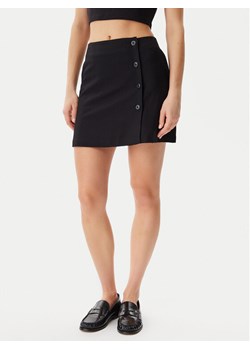 Calvin Klein Jeans Spódnica mini J20J225328 Czarny Regular Fit ze sklepu MODIVO w kategorii Spódnice - zdjęcie 181205724
