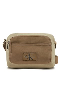 Calvin Klein Jeans Saszetka Workwear Camera Bag Frnt Pocket LV04G3092G Szary - id: 8721107863276 - marki Calvin Klein - 181206690 Calvin Klein Jeans Saszetka Workwear Camera Bag Frnt Pocket LV04G3092G Szary ze sklepu MODIVO w kategorii Torby męskie - zdjęcie 181206690