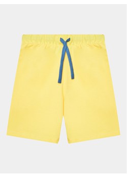United Colors Of Benetton Szorty sportowe 3BL0G900Q Żółty Regular Fit ze sklepu MODIVO w kategorii Spodenki niemowlęce - zdjęcie 181206832