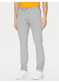 Napapijri Chinosy M-Puyo NP0A4H98 Szary Slim Fit ze sklepu MODIVO w kategorii Spodnie męskie - zdjęcie 181207673