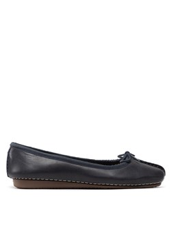 Clarks Baleriny Freckle Ice 203529324 Granatowy - id: 0000052527234 - marki Clarks - 181208012 Clarks Baleriny Freckle Ice 203529324 Granatowy ze sklepu MODIVO w kategorii Balerinki - zdjęcie 181208012