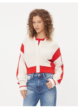 Tommy Jeans Kardigan Archive DW0DW15856 Écru Regular Fit ze sklepu MODIVO w kategorii Swetry damskie - zdjęcie 181208221