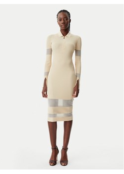 Patrizia Pepe Sukienka dzianinowa 8A1420/K078-B814 Beżowy Slim Fit ze sklepu MODIVO w kategorii Sukienki - zdjęcie 181208343