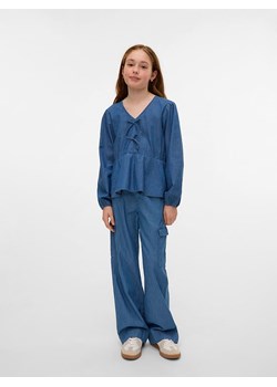 Vero Moda Girl Bojówki dżinsowe &quot;Demi&quot; w kolorze niebieskim ze sklepu Limango Polska w kategorii Spodnie dziewczęce - zdjęcie 181217654