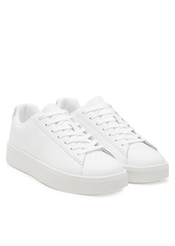 Sneakersy Napapijri Onyx NP0A4IQK Biały ze sklepu eobuwie.pl w kategorii Buty sportowe męskie - zdjęcie 181218583
