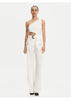 Versace Jeans Couture Kombinezon 78HAN000 Biały Regular Fit ze sklepu MODIVO w kategorii Kombinezony damskie - zdjęcie 181219451
