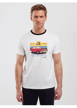 Koszulka męska z kolorowym nadrukiem biała Ralier 100 ze sklepu Big Star w kategorii T-shirty męskie - zdjęcie 181220974