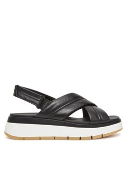 Sandały Clarks Tuscan Cross 26182233 Czarny ze sklepu eobuwie.pl w kategorii Sandały damskie - zdjęcie 181223370