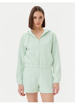 Guess Bluza V5RQ20 KC3D2 Zielony Regular Fit ze sklepu MODIVO w kategorii Bluzy damskie - zdjęcie 181226430
