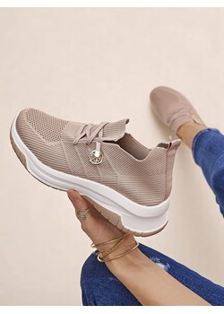 Royalfashion Wsuwane damskie materiałowe buty sportowe Teletta ze sklepu royalfashion.pl w kategorii Buty sportowe damskie - zdjęcie 181232064